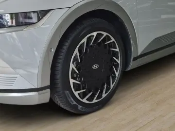 HYUNDAI IONIQ 5 Uniq Elektro 4WD HUD El. Fondsitzverst.