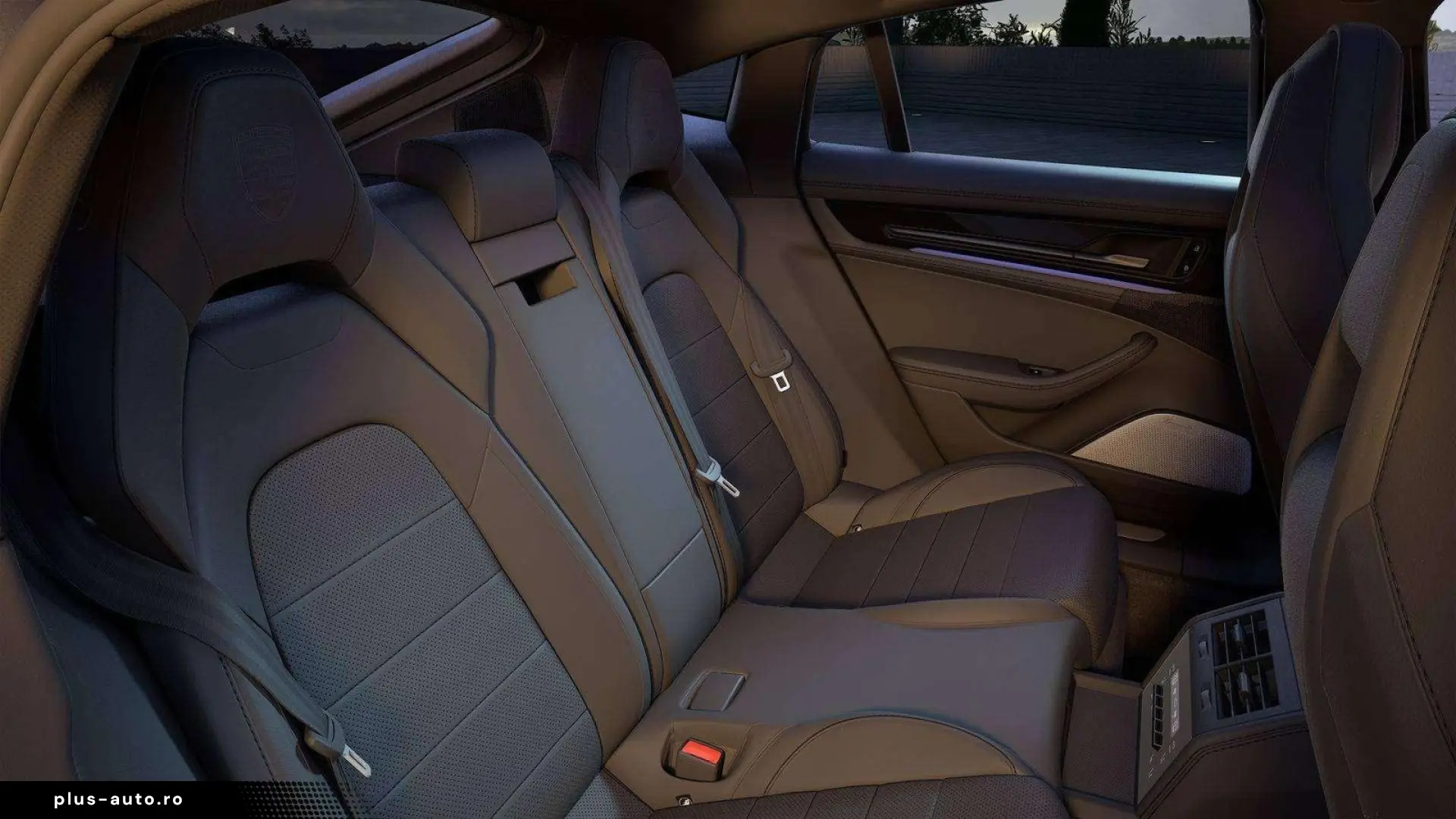 PORSCHE Panamera 4 E-HYBR SPORTDESIGN SPORTUITL HDMATR A