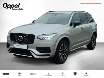 VOLVO XC 90 T8 AWD Ultra Dark 7-SITZER NAVI 360 R-KAM.