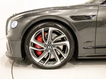 BENTLEY Flying Spur Hybrid