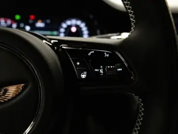 BENTLEY Flying Spur Hybrid