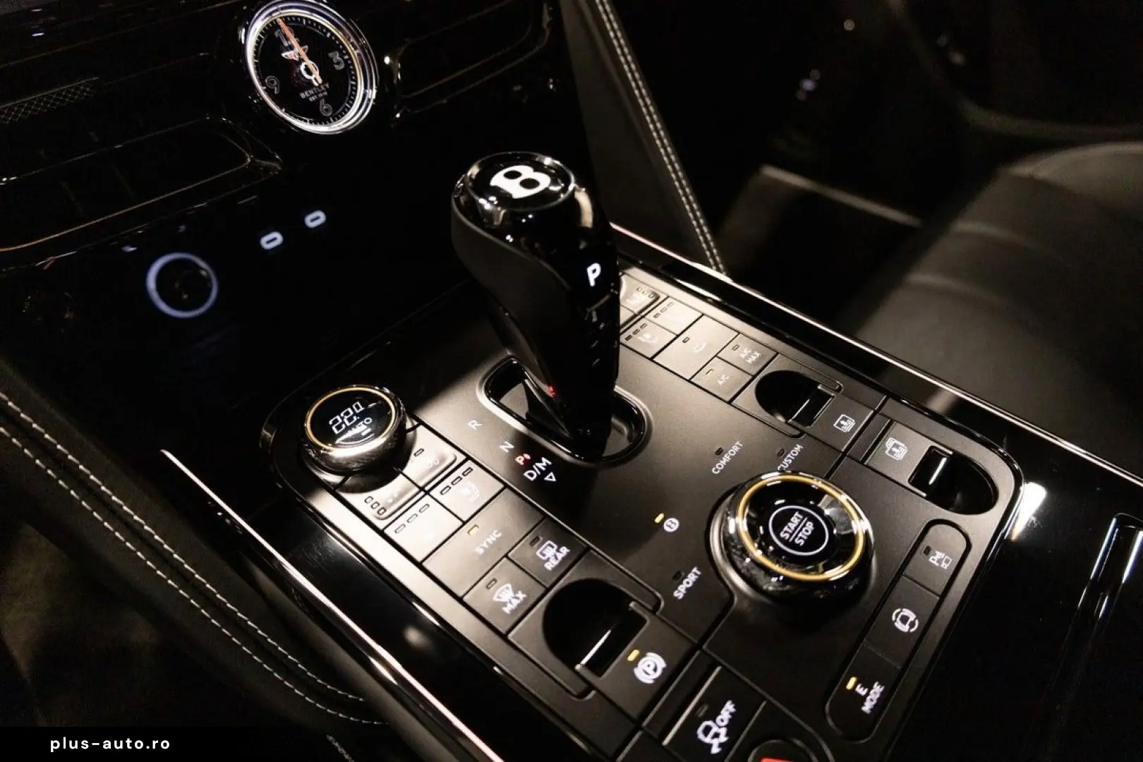 BENTLEY Flying Spur Hybrid