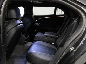 BENTLEY Flying Spur Hybrid