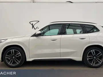 BMW X1 xDrive23i A M-Sport LCPro ACC HUD 360  19 LM