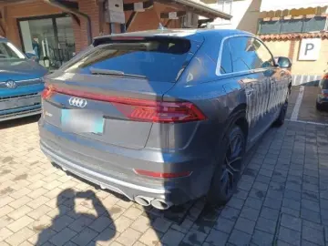AUDI SQ8 4.0 TFSI quattro LEDER PANO MATRIX