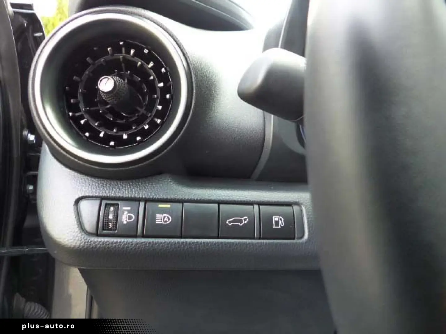 Toyota C-HR BiTon NaviMare HayonEl FarLEDLupa