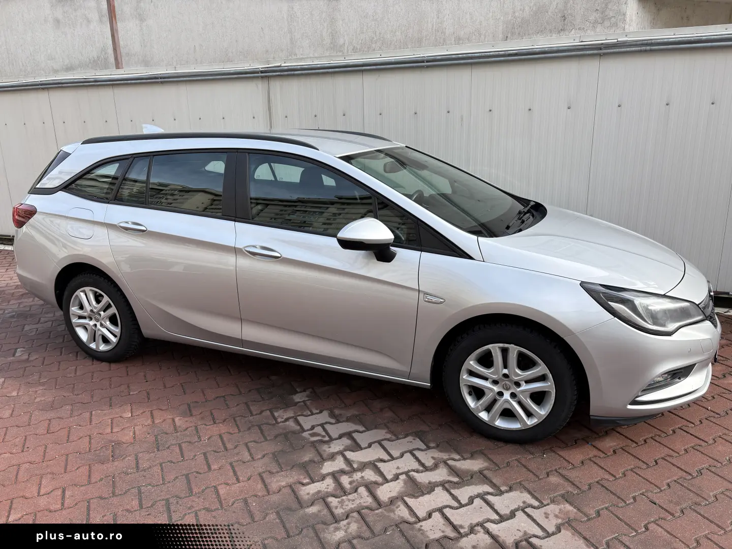 140CP! Astra K Facelift NAV9” CarPlay LED Xenon CarVertical