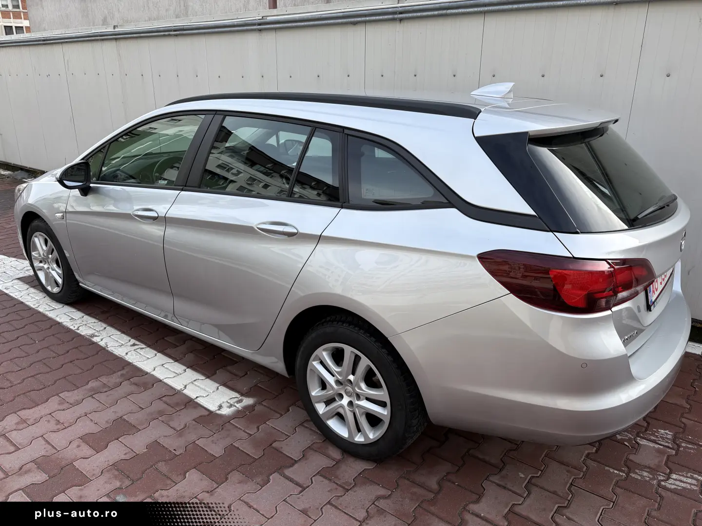 140CP! Astra K Facelift NAV9” CarPlay LED Xenon CarVertical