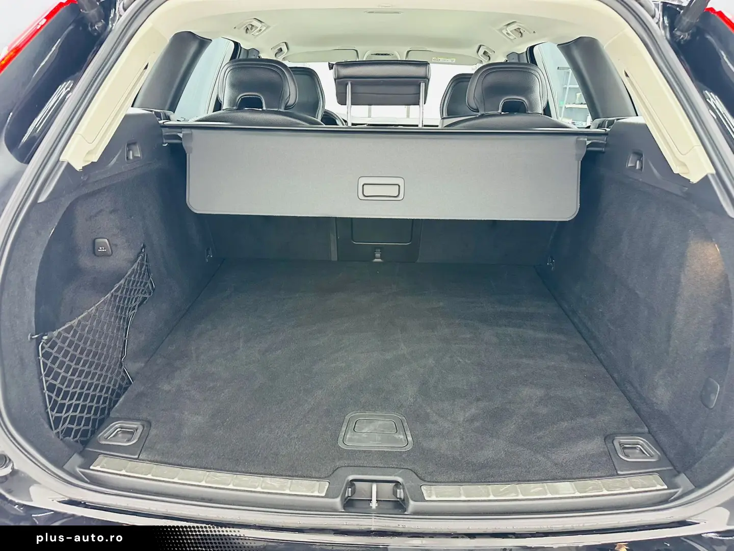 VOLVO Xc-60 2021 2.0D E6 Garantie 12  Luni Rate Avans 0 Doar
