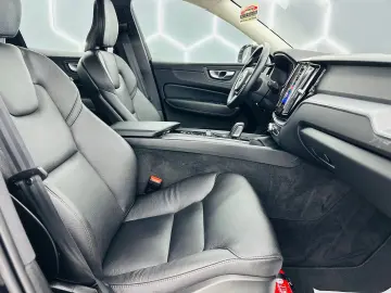 VOLVO Xc-60 2021 2.0D E6 Garantie 12  Luni Rate Avans 0 Doar
