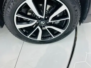 NISSAN X-TRAIL 2017 2.0D E6 4x4 Garantie 12 Luni Rate Avans