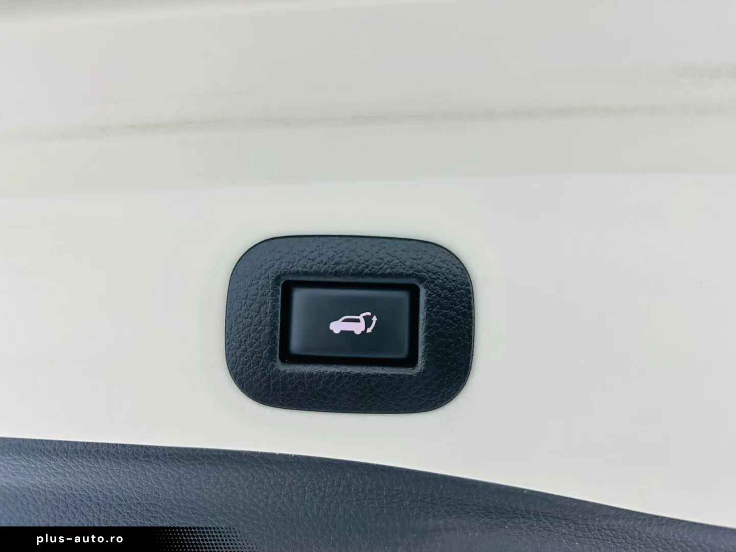 NISSAN X-TRAIL 2017 2.0D E6 4x4 Garantie 12 Luni Rate Avans
