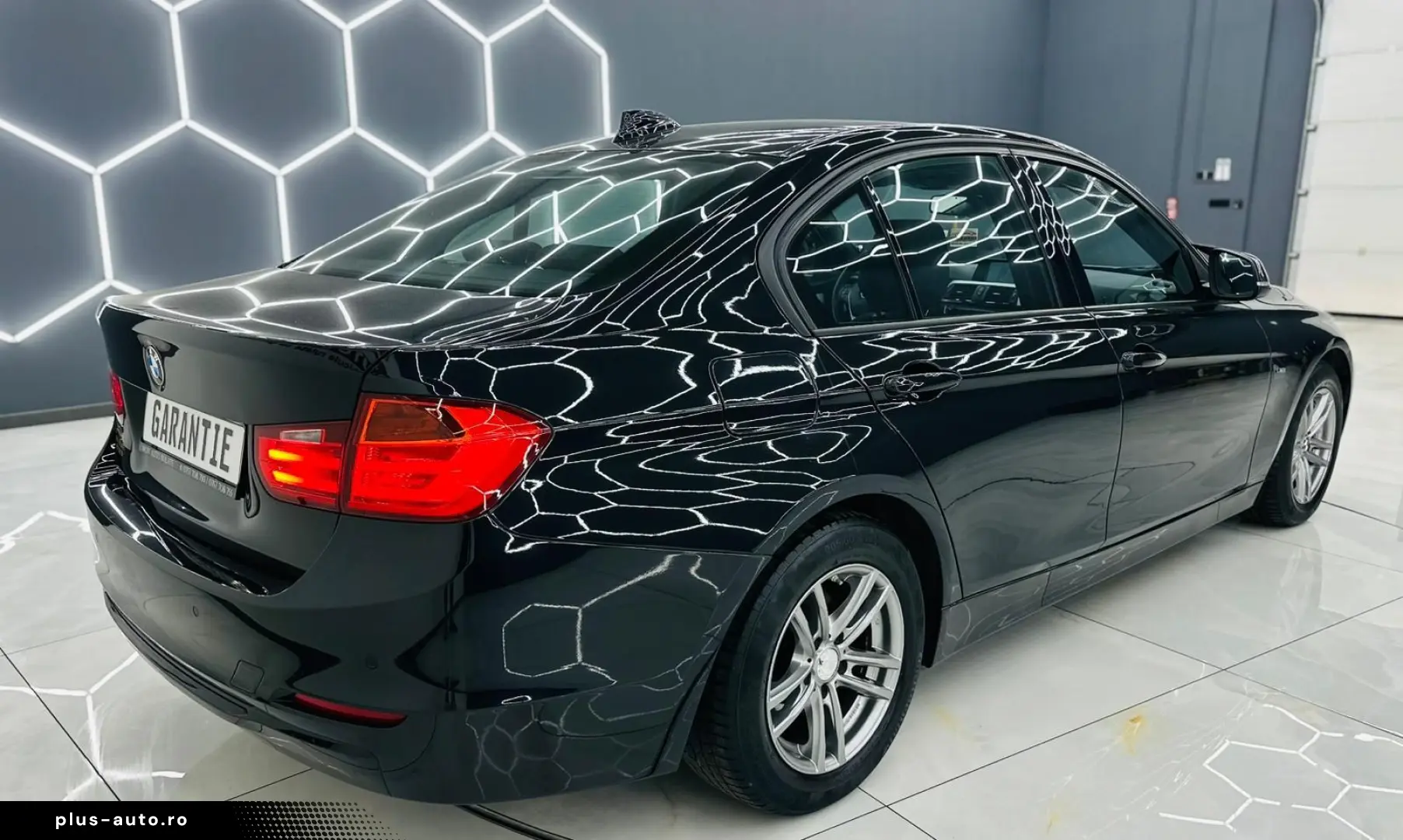 BMW Seria-3 2013 2.0D E5 Garantie 12 Luni Rate Avans 0 Doar
