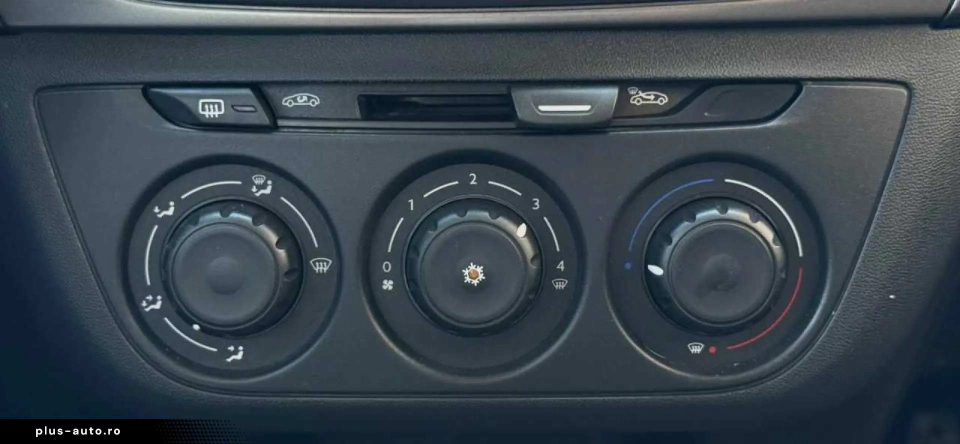 Peugeot 301