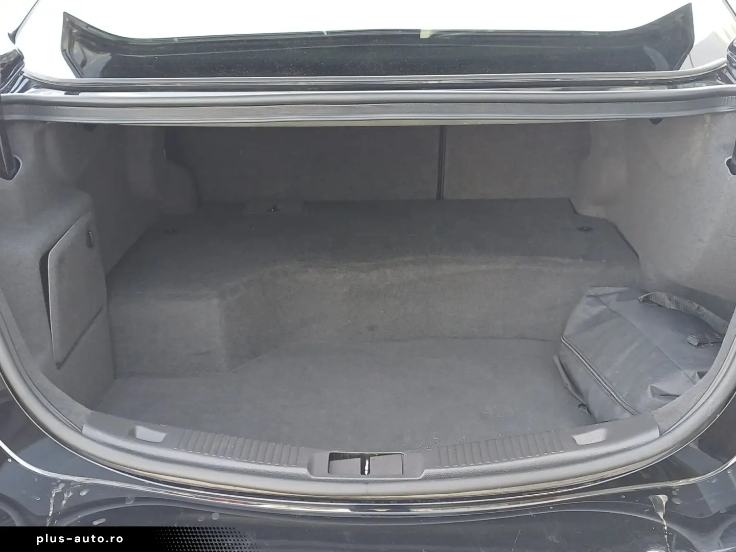 Ford MONDEO 2.0 HEV Titanium Hybrid 187 CP Automată