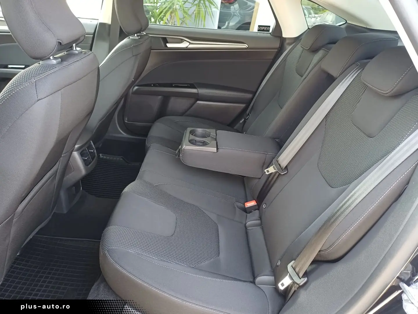Ford MONDEO 2.0 HEV Titanium Hybrid 187 CP Automată