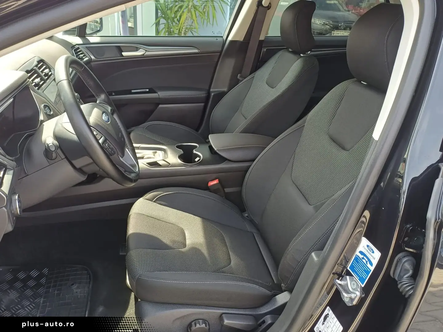 Ford MONDEO 2.0 HEV Titanium Hybrid 187 CP Automată