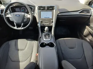 Ford MONDEO 2.0 HEV Titanium Hybrid 187 CP Automată