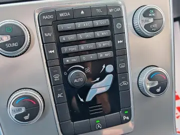Volvo V60 Momentul Diesel 2017 - Rate   Credit   Garantie