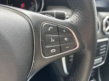 Mercedes-Benz Cla-220