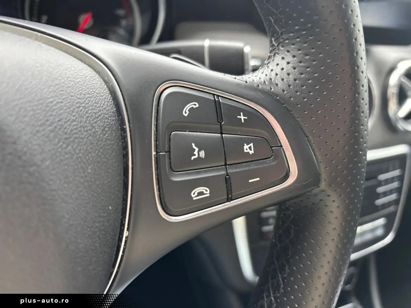 Mercedes-Benz Cla-220