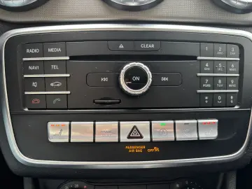 Mercedes-Benz Cla-220