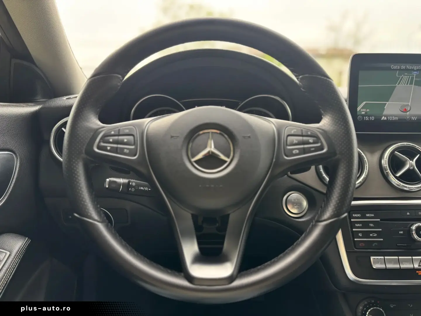 Mercedes-Benz Cla-220