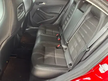 Mercedes-Benz Cla-220
