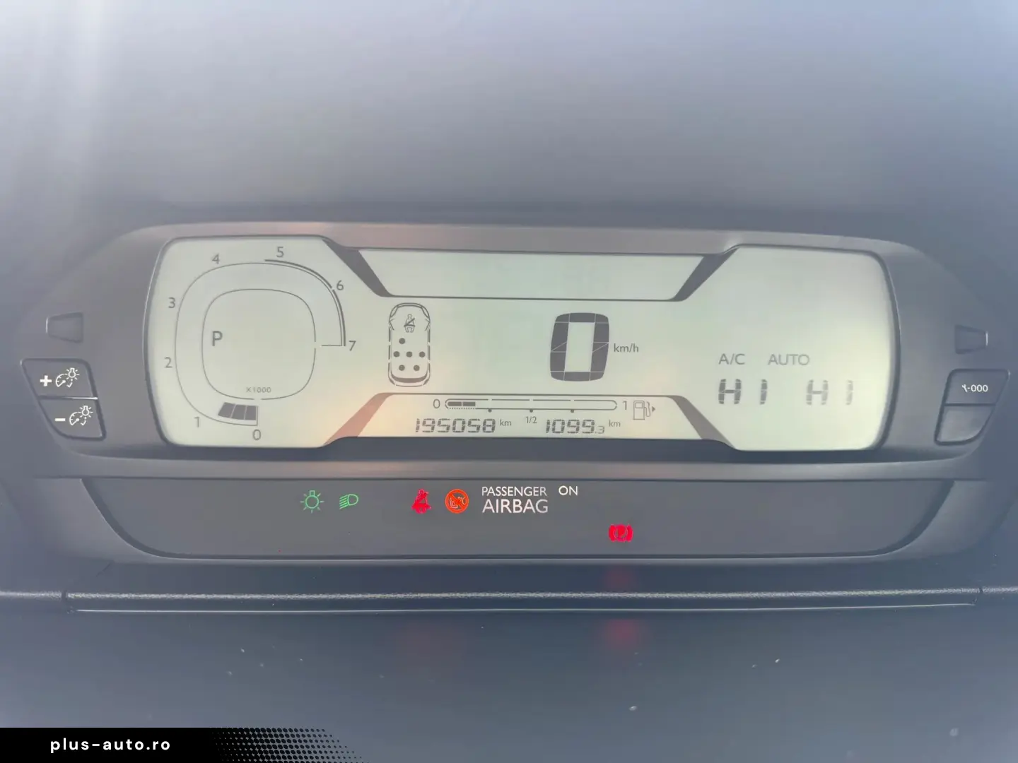 Citroen C4-Grand-Space-Tourer