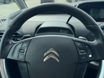 Citroen C4-Grand-Space-Tourer