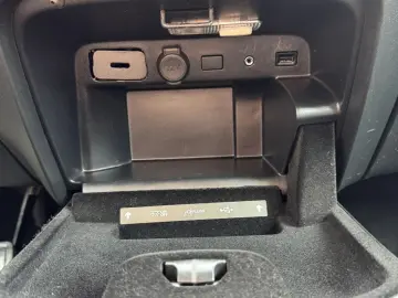 Citroen C4-Grand-Space-Tourer