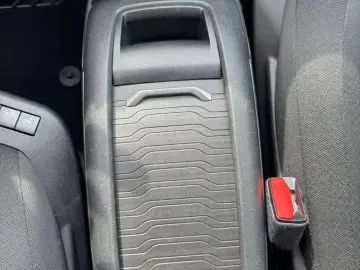 Citroen C4-Grand-Space-Tourer