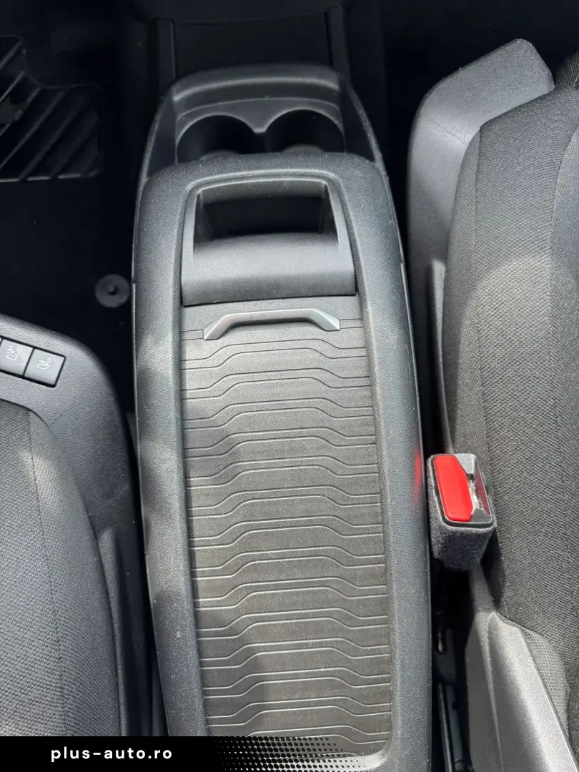 Citroen C4-Grand-Space-Tourer