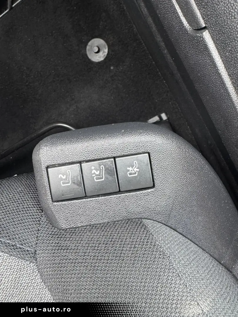 Citroen C4-Grand-Space-Tourer
