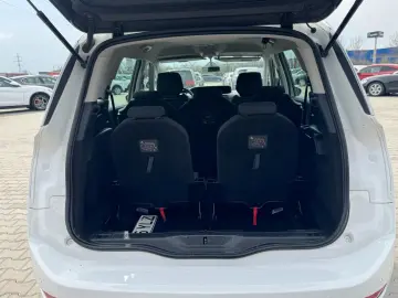 Citroen C4-Grand-Space-Tourer