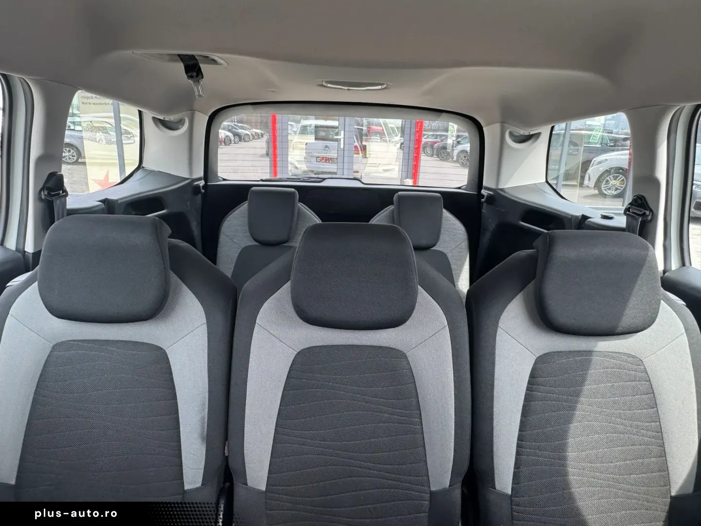 Citroen C4-Grand-Space-Tourer