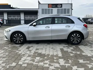 Mercedes-Benz A-200