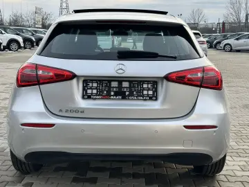 Mercedes-Benz A-200