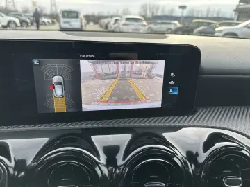 Mercedes-Benz A-200
