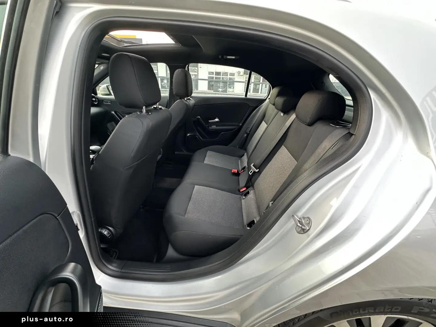 Mercedes-Benz A-200