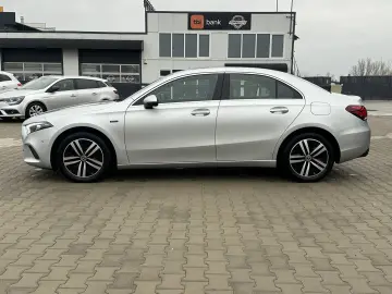 Mercedes-Benz A-250