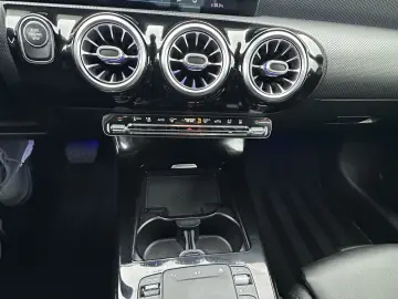 Mercedes-Benz A-250