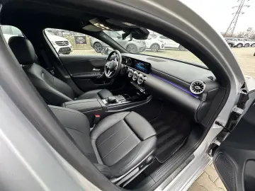 Mercedes-Benz A-250