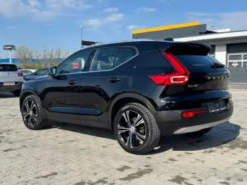 Volvo Xc-40