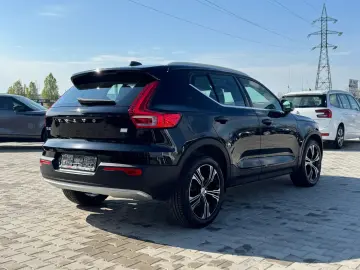Volvo Xc-40