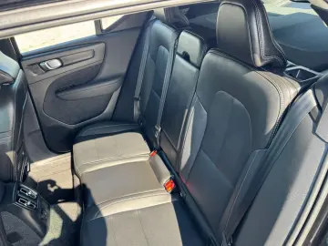 Volvo Xc-40