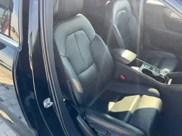 Volvo Xc-40