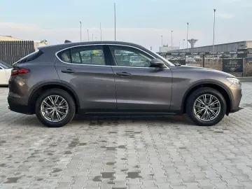 Alfa-Romeo Stelvio