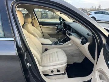 Alfa-Romeo Stelvio