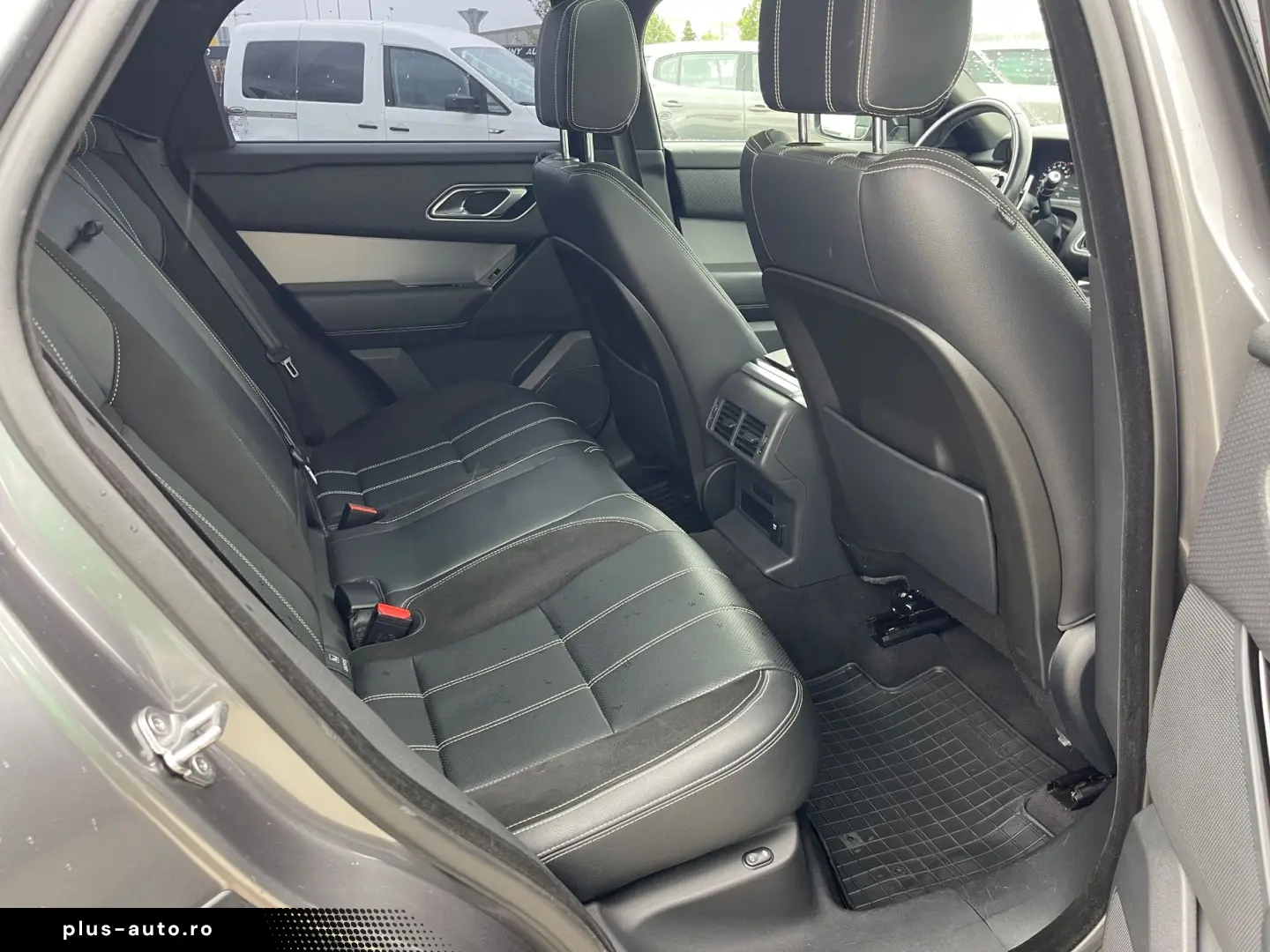 Land-Rover Range-Rover-Velar